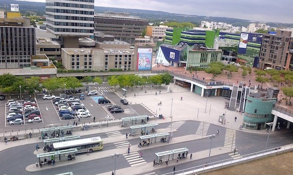 Vue de la gare de Cergy Préfecture.
