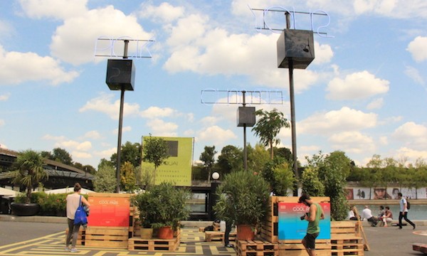 Exposition Paris de l'avenir sur les berges de la Seine.
