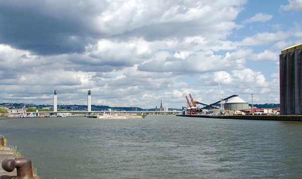 Entrée du port de Rouen.