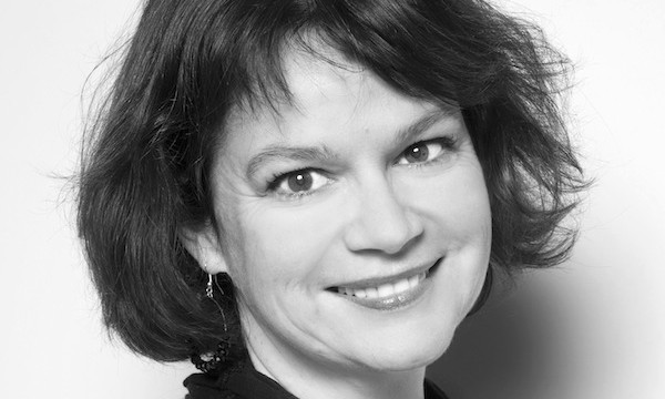 Emmanuelle Hoss.