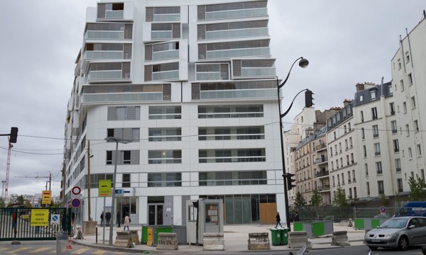 Logements neufs avenue de Clichy (17e arr.).