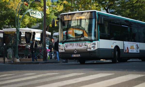Bus