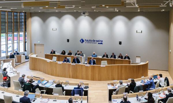 L'assemblée du conseil départemental des Hauts-de-Seine, le 5 avril 2024 © JGP