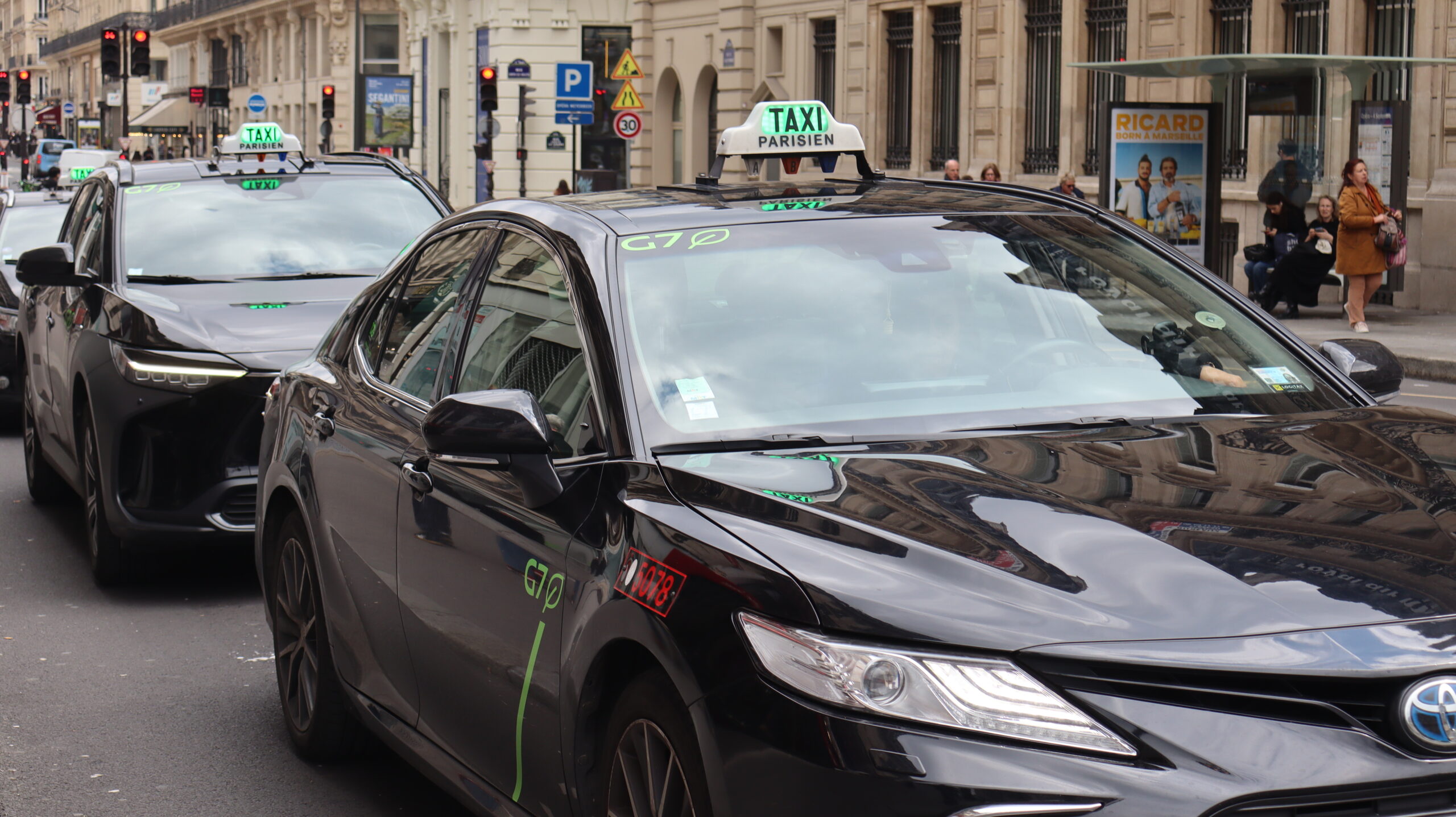 La compagnie de taxis G7 annonce une diminution du nombre de taxis et une électrification de leur flotte