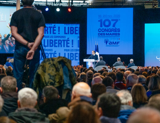 Après le 17 octobre, les maires exigent un changement de doctrine du maintien de l’ordre